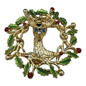 Vintage Holiday Reindeer Christmas Wreath Brooch Goldtone Enamel Signed Gerry’s